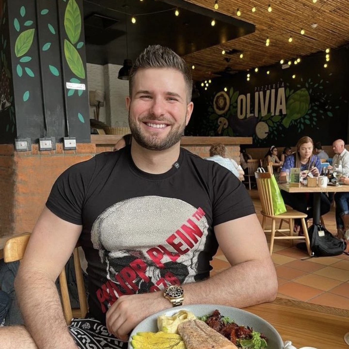 梯子加速器用户james,很满意梯子加速器